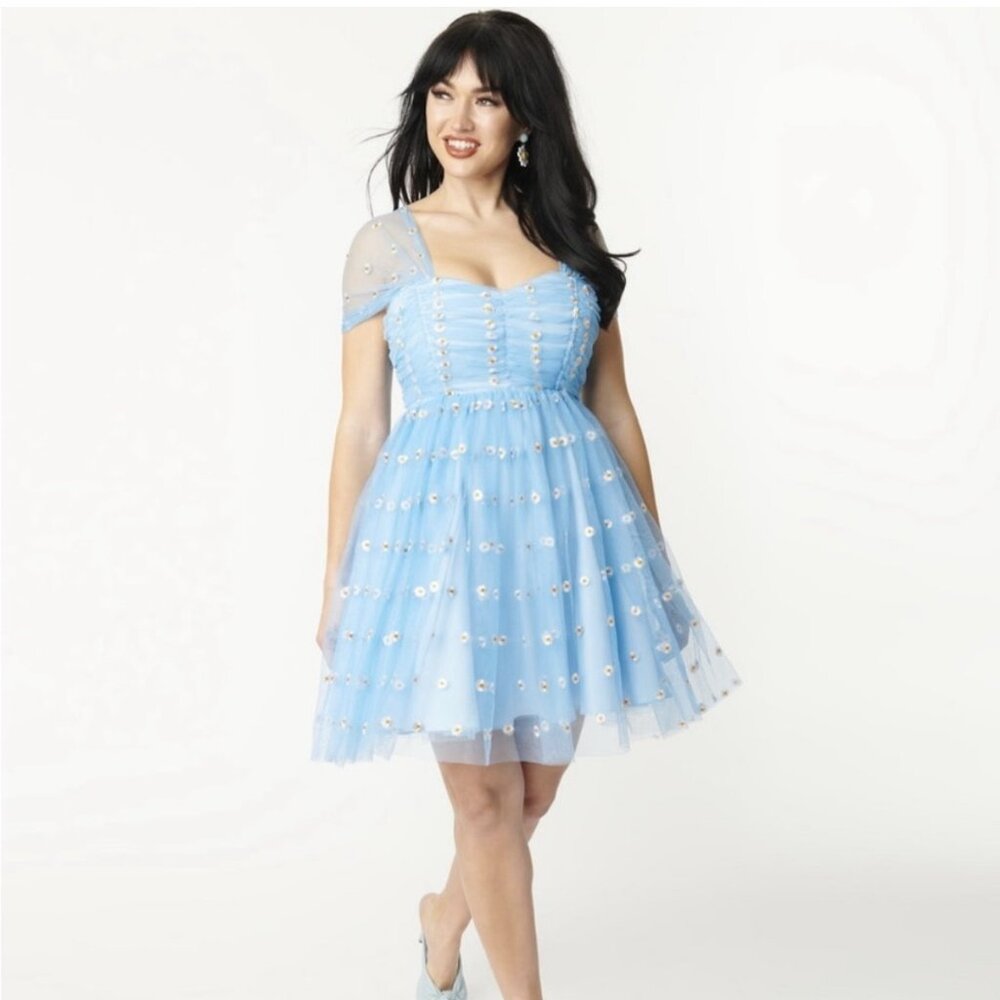 Unique Vintage Heart & Soul Dress in Daisy